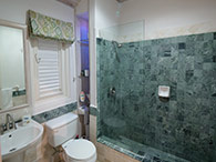 Guest ensuite bathroom